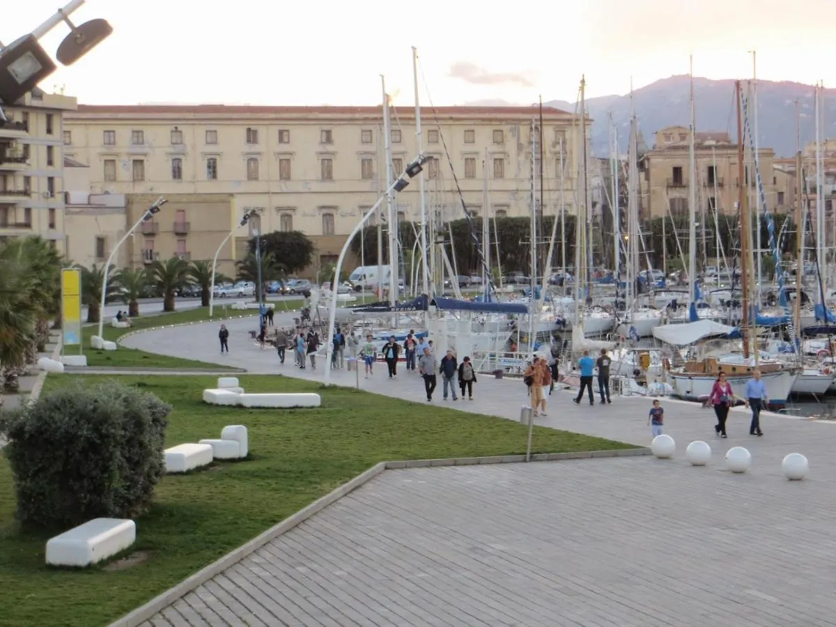 Tarzana 11 Apartment - Cala Di Palermo