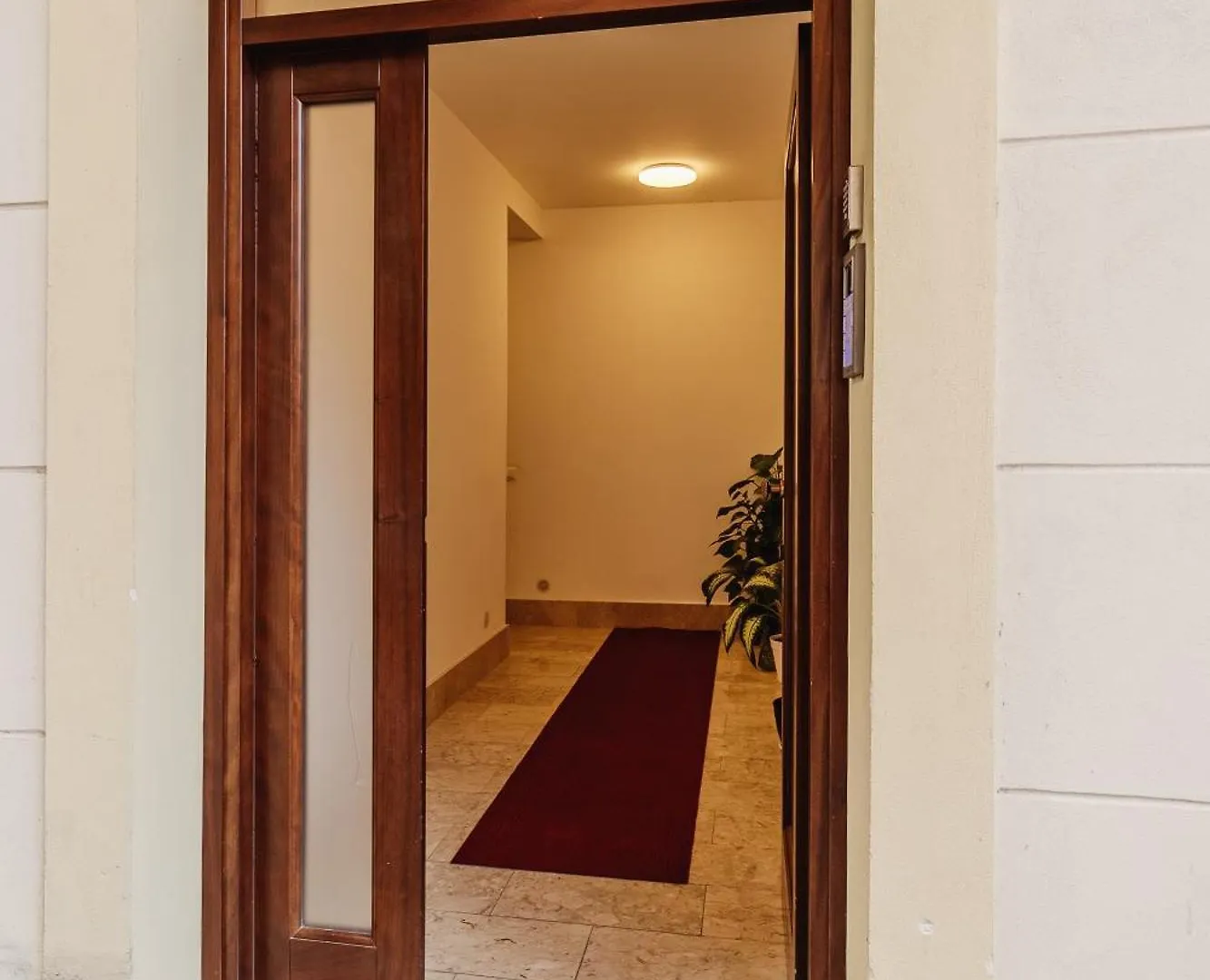Tarzana 11 Apartment - Cala Di Palermo 0*,