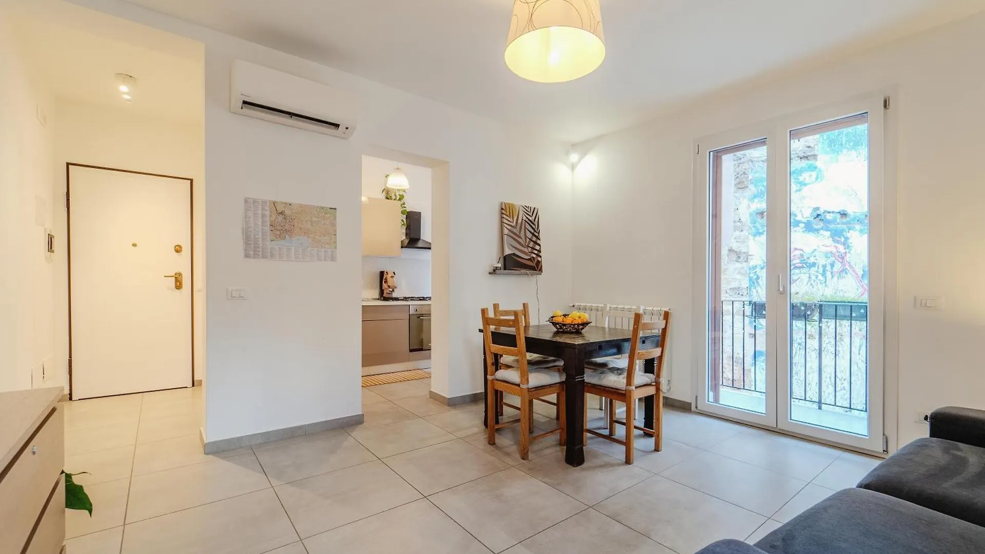 Tarzana 11 Apartment - Cala Di Palermo 0*,