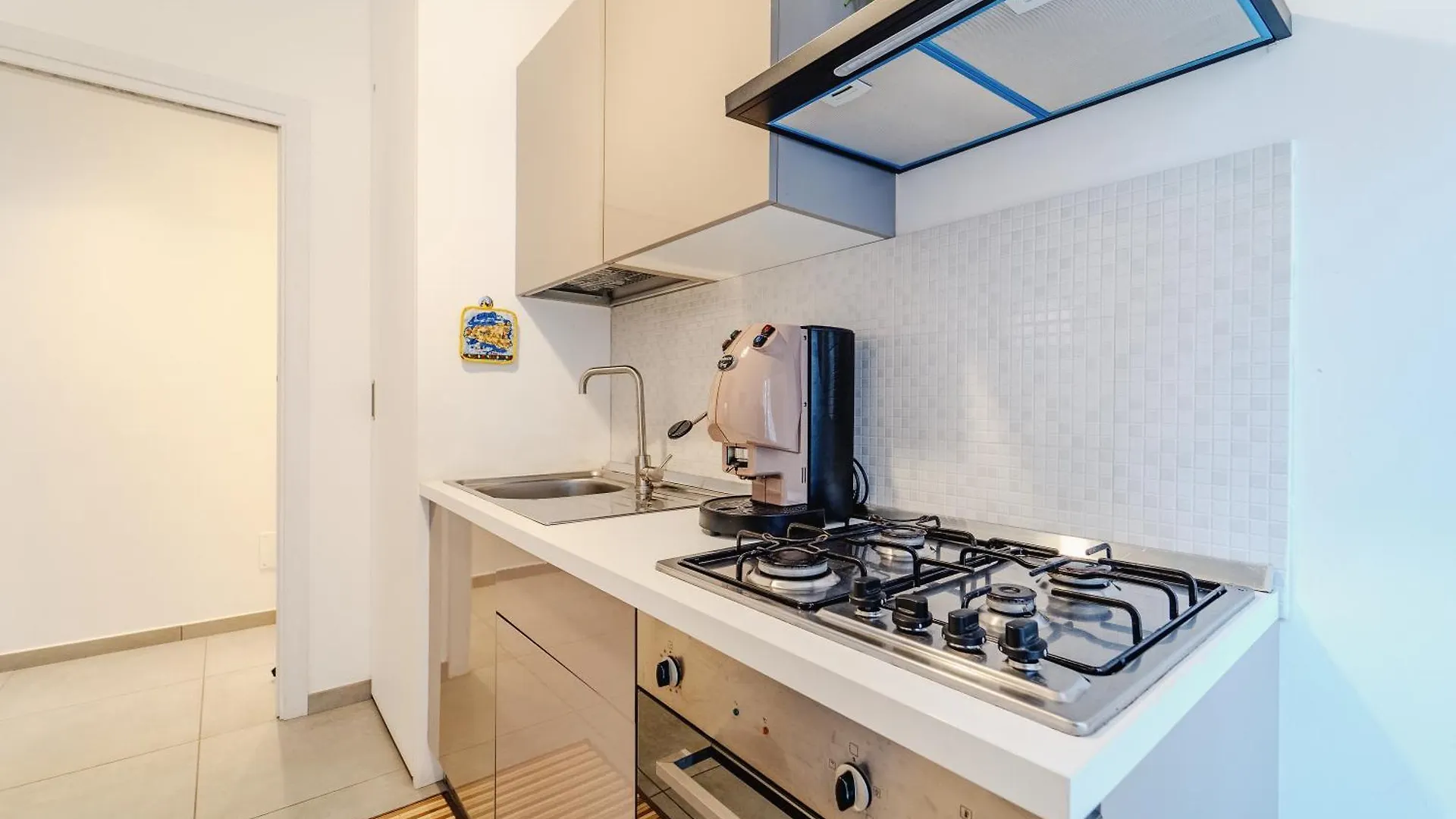 Tarzana 11 Apartment - Cala Di Palermo