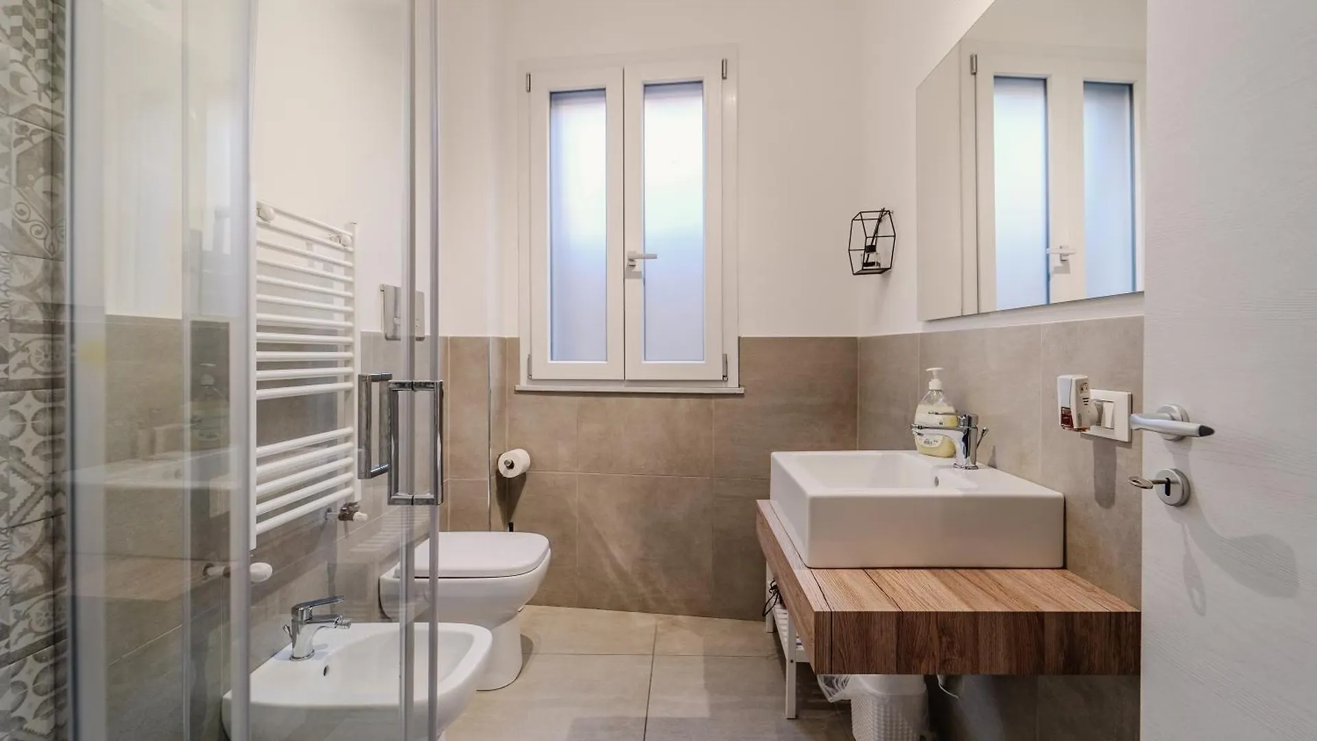 Tarzana 11 Apartment - Cala Di Palermo
